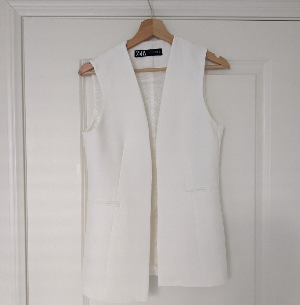 ZARA / Tailored Vest / Size S